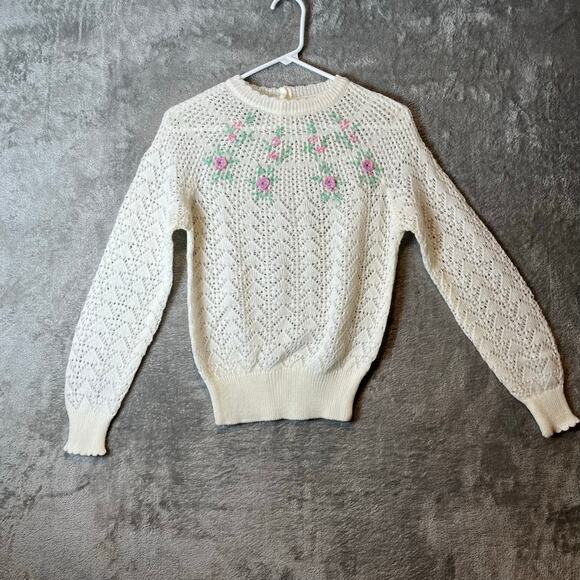 Vintage‎ 80s Style Handmade Knitted Floral Sweater Size Medium Coquette Cottage - Picture 1 of 5